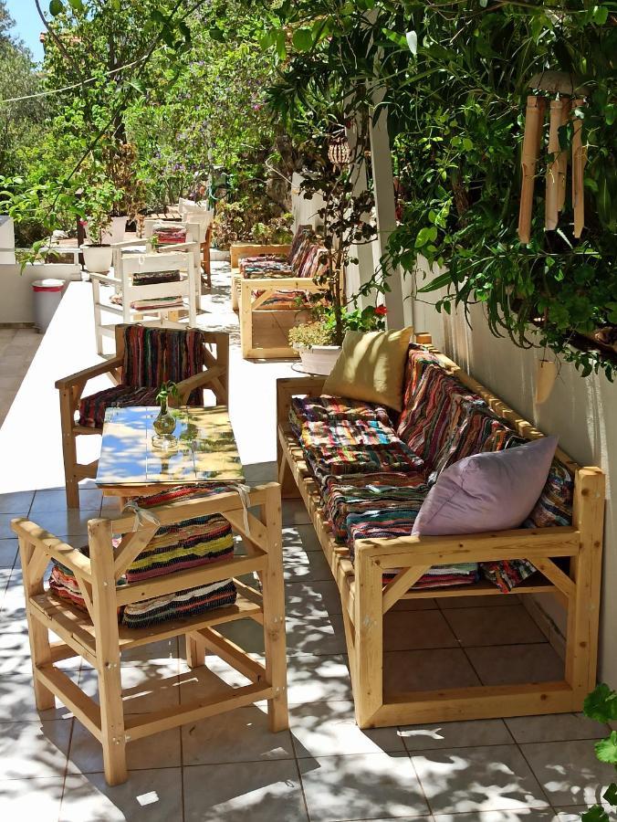 Heras Garden 바실리키 외부 사진